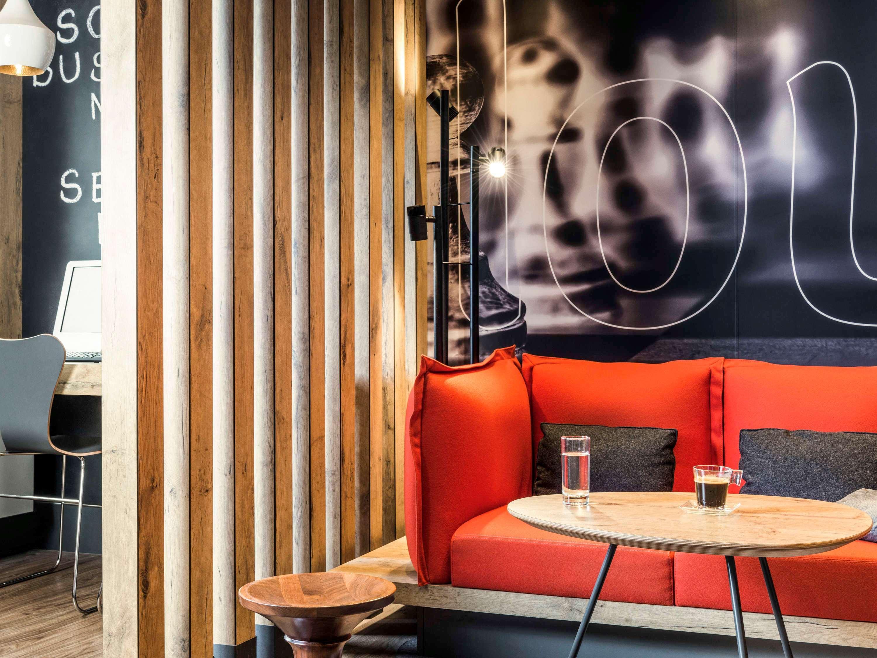 B&B Hotel Versailles Le Chesnay Екстер'єр фото