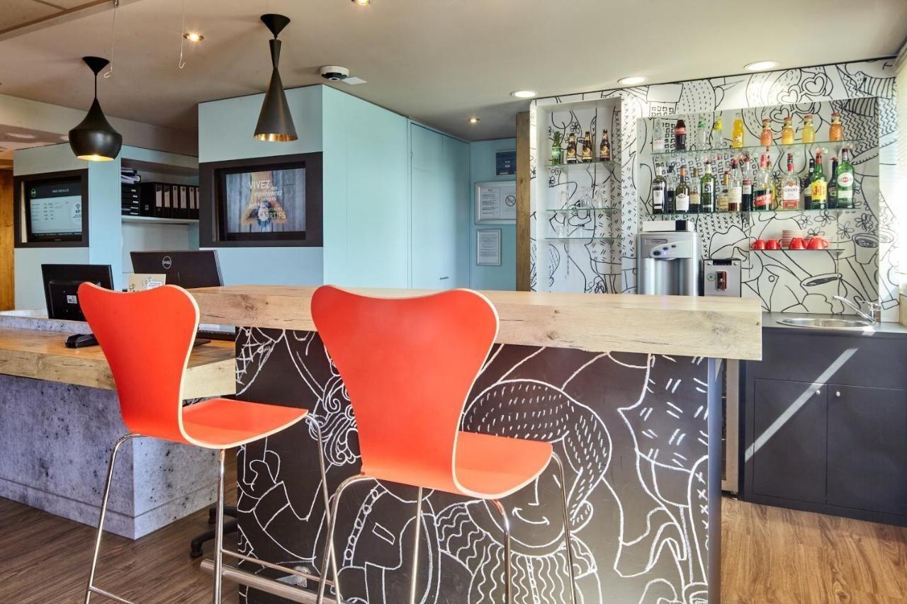 B&B Hotel Versailles Le Chesnay Екстер'єр фото